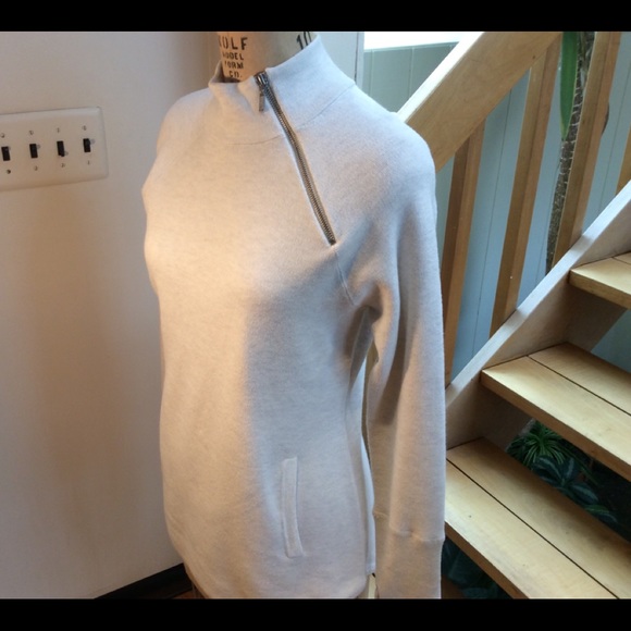 Sweater - Picture 3 of 7